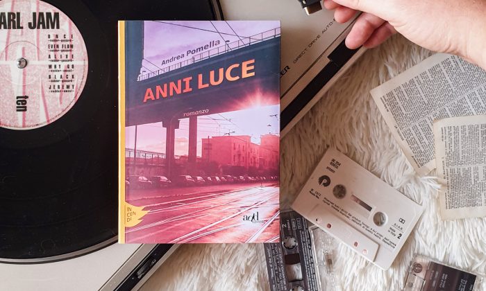 anni luce andrea pomella recensione